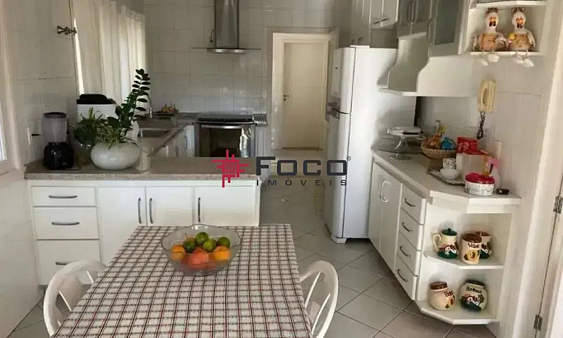 Casa/Condomínio - Re...