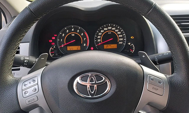 Toyota Corolla Xei 2...