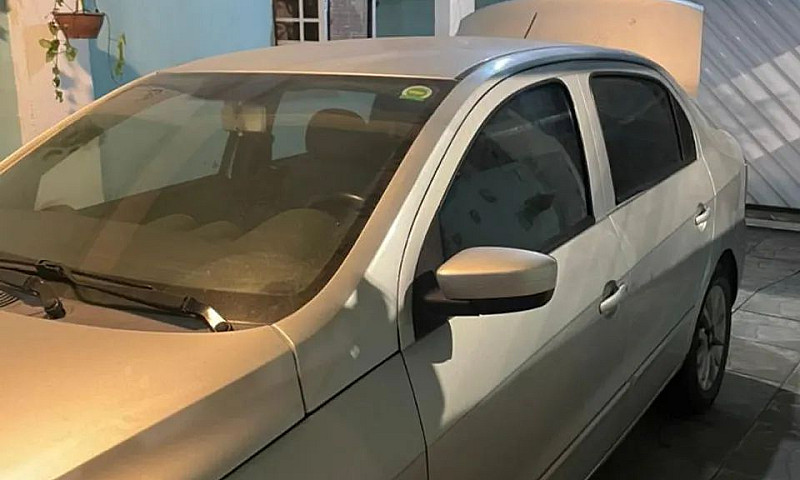 Volkswagen Voyage Tr...
