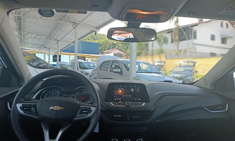 Chevrolet Onix Hatch...