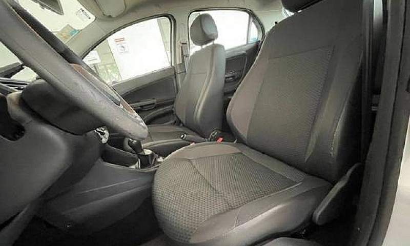 Volkswagen Gol 1.6 (...