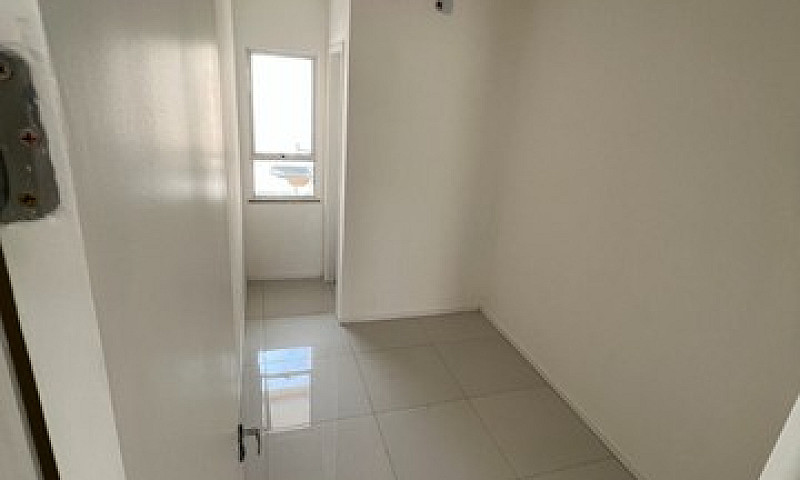 Casa Maraponga Em Lo...
