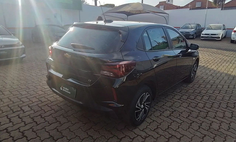 Chevrolet Onix Hatch...
