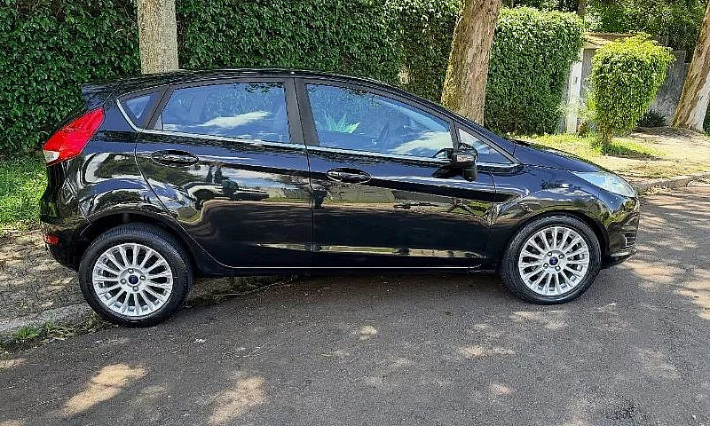 Ford Fiesta Tit.plus...