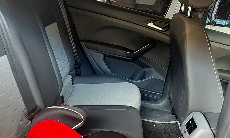 Volkswagen T-Cross C...