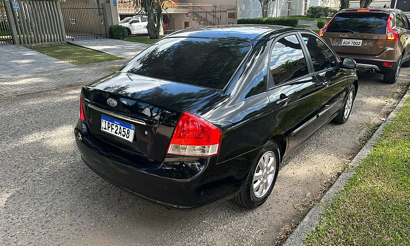 Kia Motors Cerato 1....