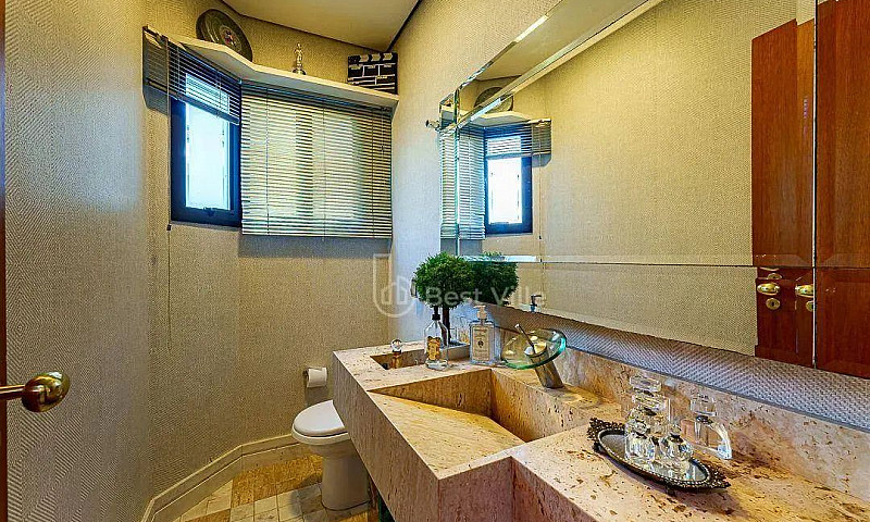 Linda Casa Toda Refo...