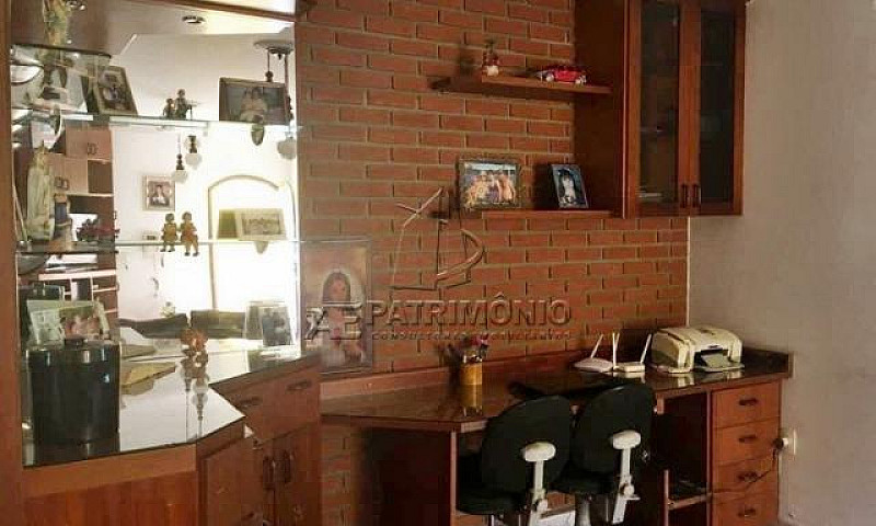 Casa De Condomínio P...