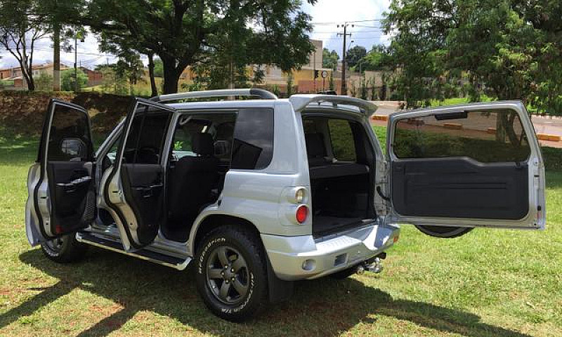 Mitsubishi Pajero Tr...