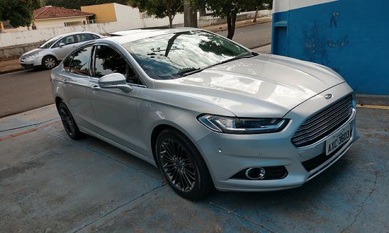 Fusion Titanium Awd...