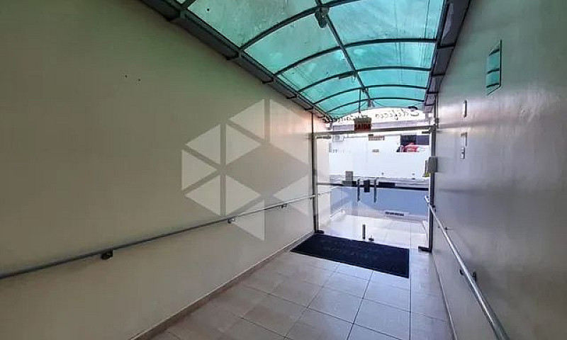 Apartamento Em Barre...