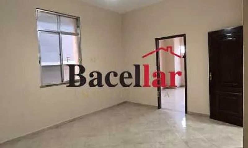 4 Casas Em Terreno D...