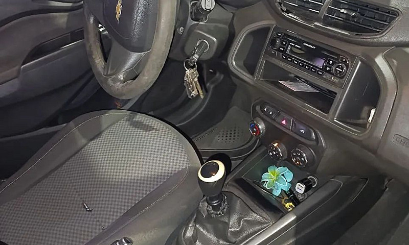 Chevrolet Onix Hatch...