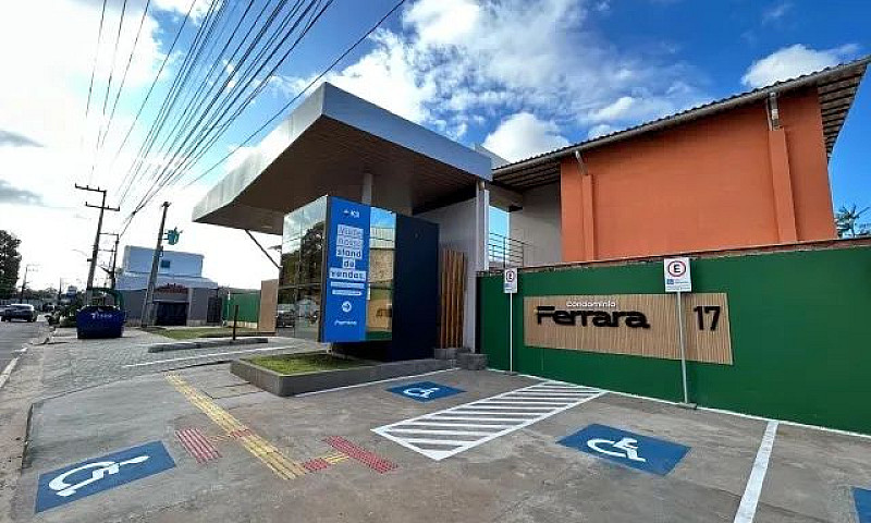 Condomínio De Casas ...