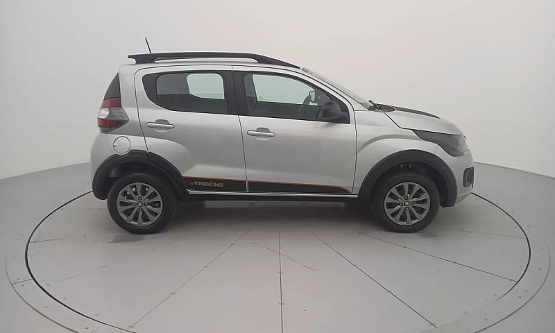 Fiat Mobi Trekking 1...