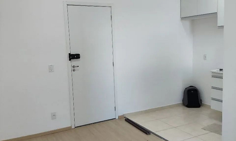 Alugo Apartamento R$...