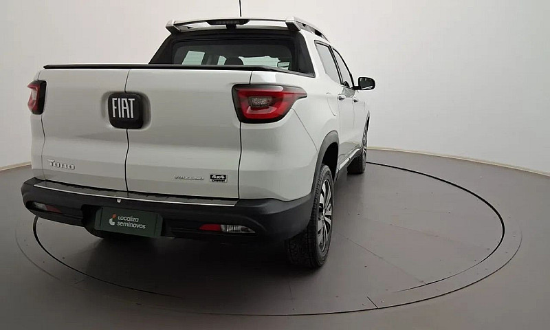 Fiat Toro Volcano 2....