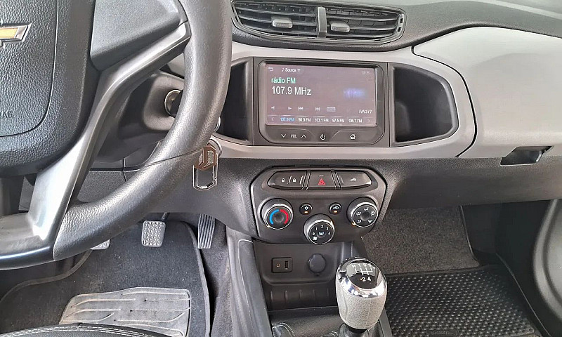 Chevrolet Onix Hatch...