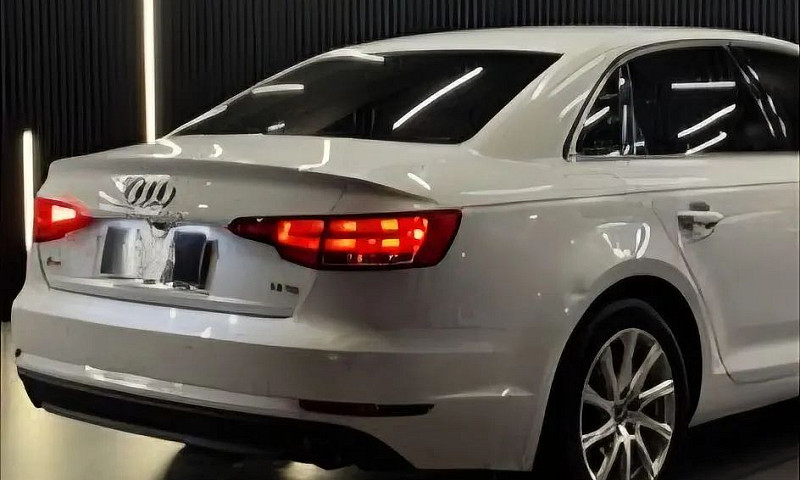 Audi A4 Ambiente 2.0...