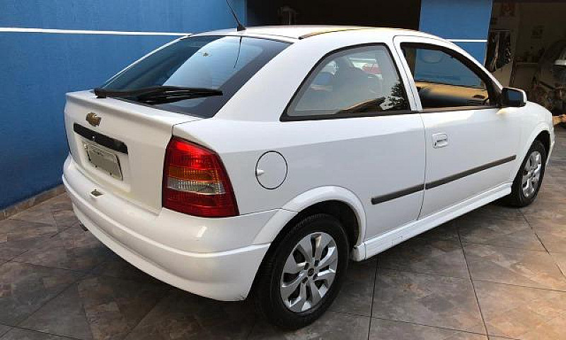 Gm Astra Hatch Gl 1....