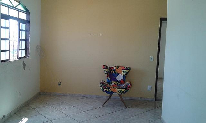 Casa No Bairro Taqua...