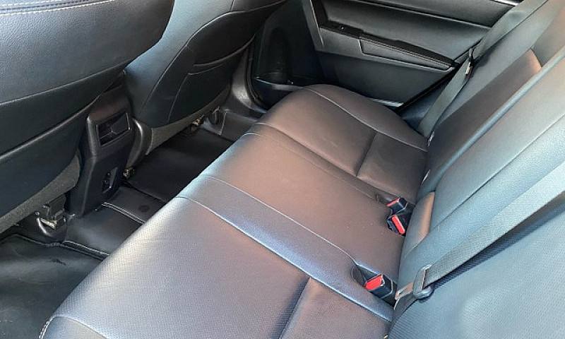 Toyota Corolla Xei 2...