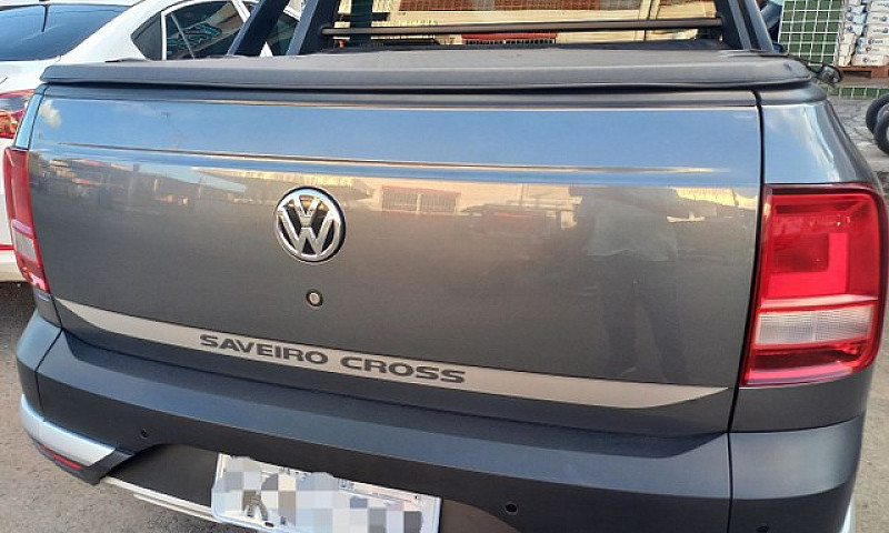 Saveiro Cross...