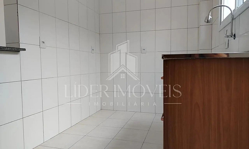 Casa Em Condomínio P...