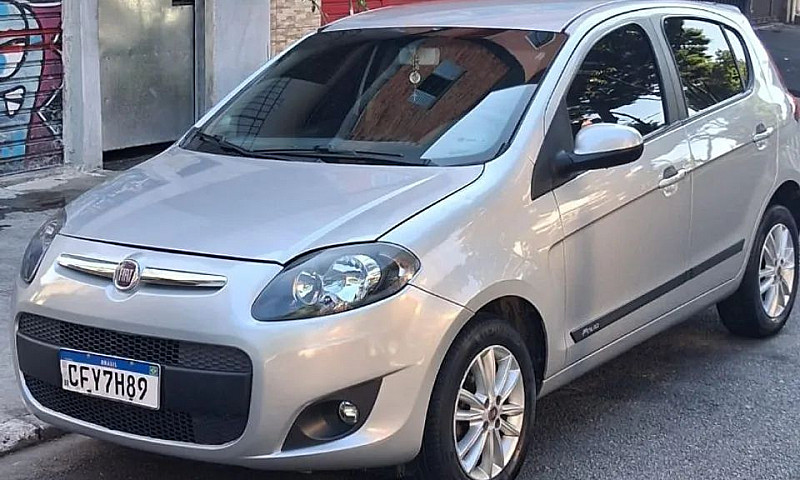 Fiat Palio Essence 1...
