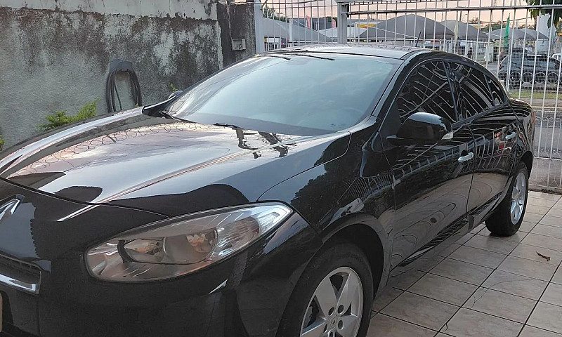 Renault Fluence Sed....