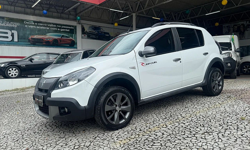 Renault Sandero Step...