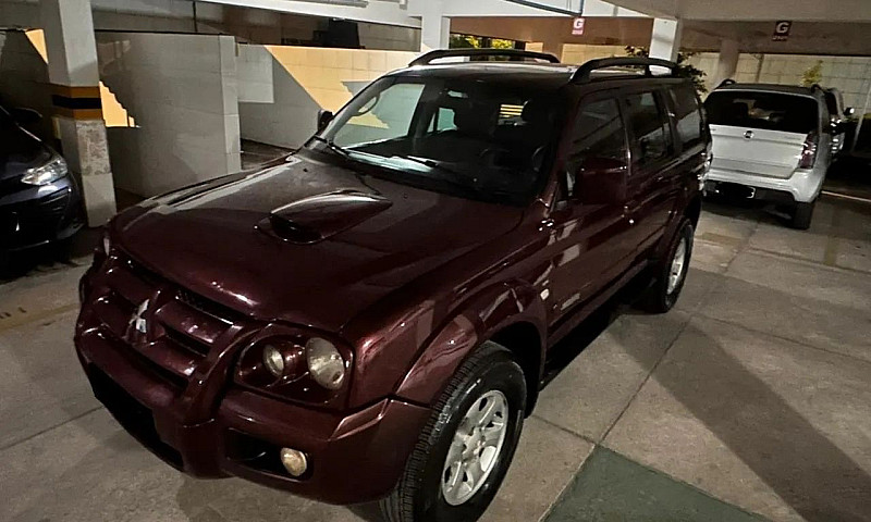 Mitsubishi Pajero Sp...