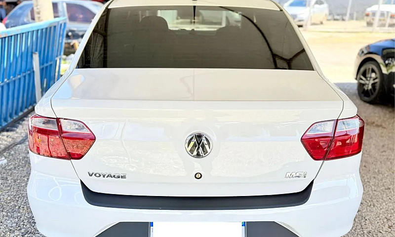 Volkswagen Voyage Tr...
