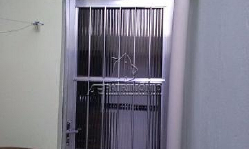 Casa À Venda Com 2 D...