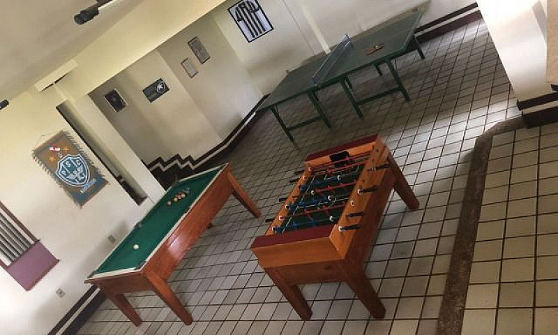 Aluga-Se Casa Em Sal...