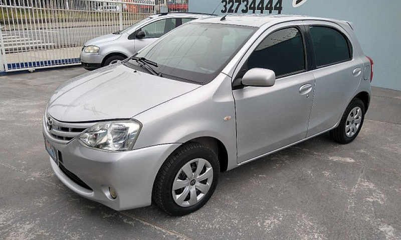 Etios Hatch 1.3 Xs...