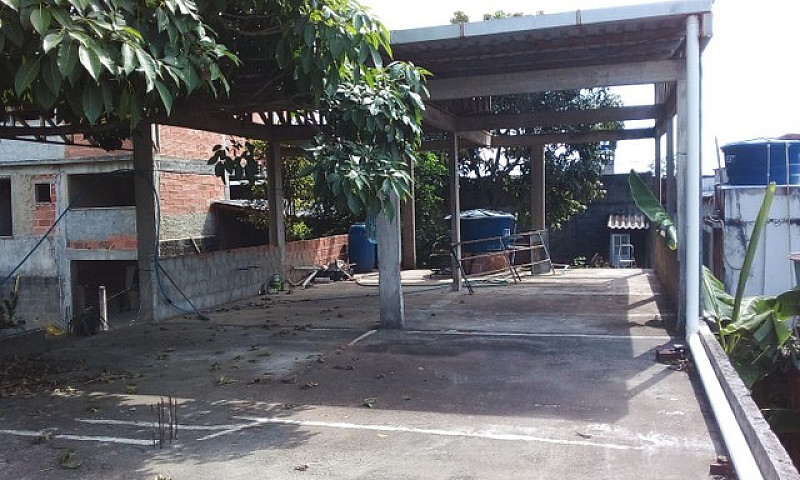 Area 300Mt2 Com Apar...