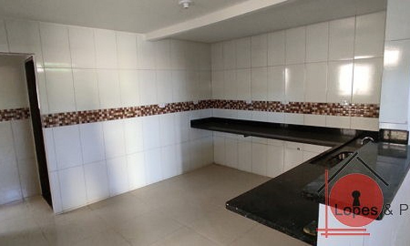 Casa Com 3 Quartos -...