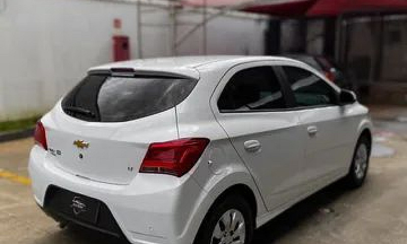 Chevrolet Gm Onix Lt...