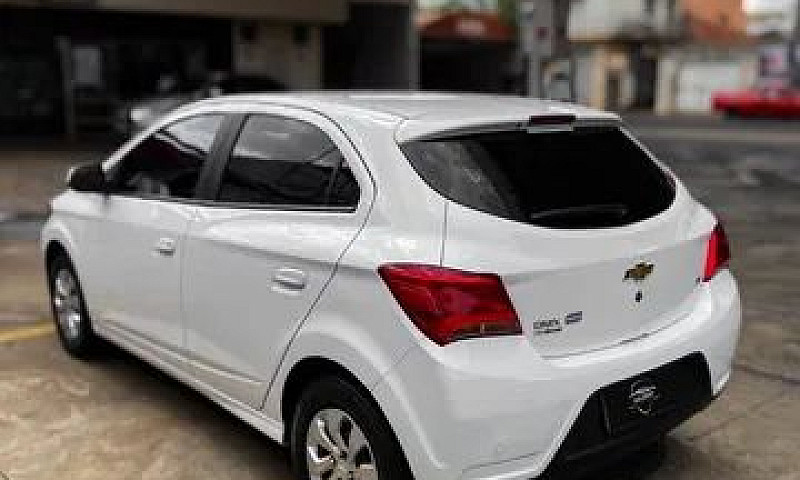 Chevrolet Gm Onix Lt...