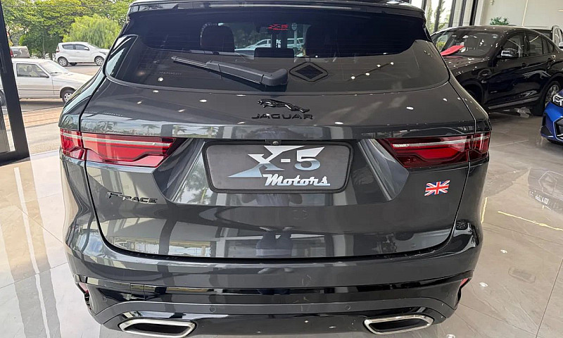 Jaguar F-Pace 3.0 R-...