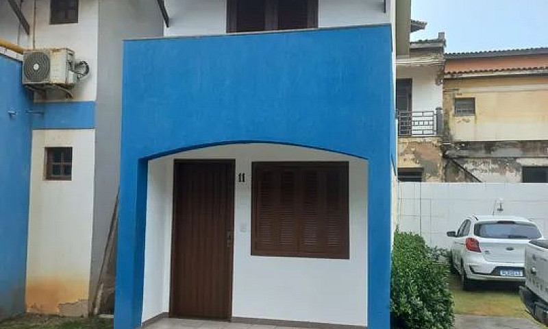 Casa Em Village  Def...