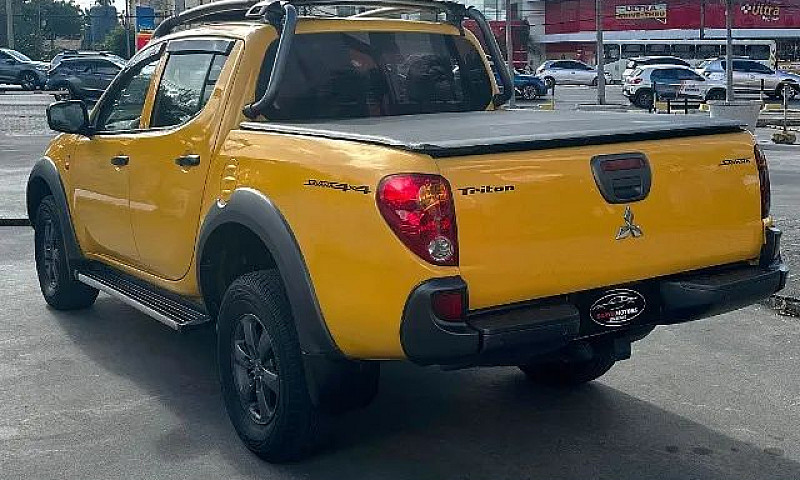 Mitsubishi L200 Trit...