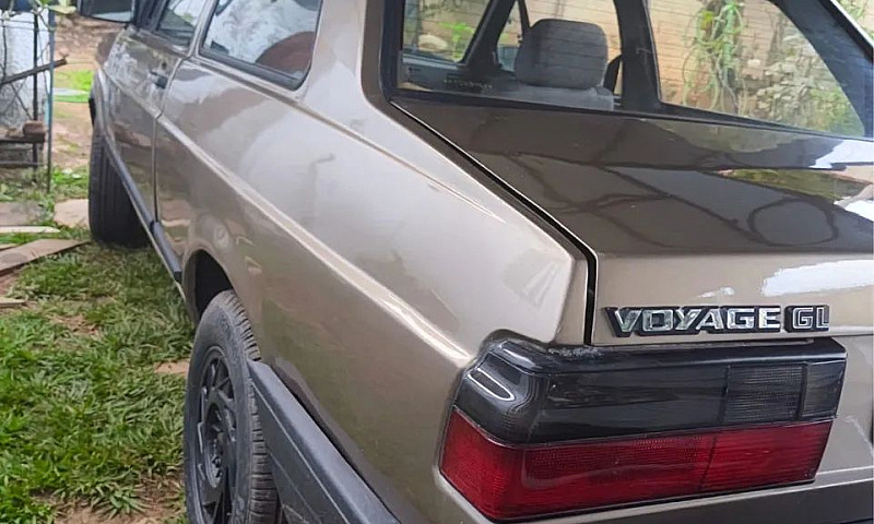 Volkswagen Voyage Gl...