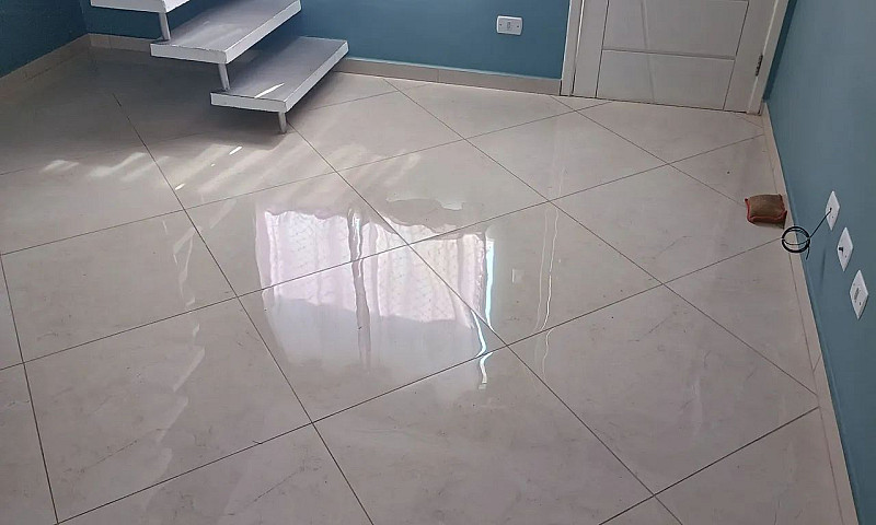 Casa De Condomínio 2...