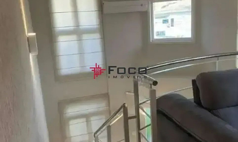 Casa/Condomínio - Re...