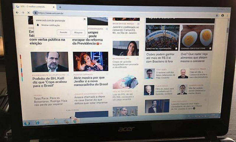Vendo Netbook Acer B...