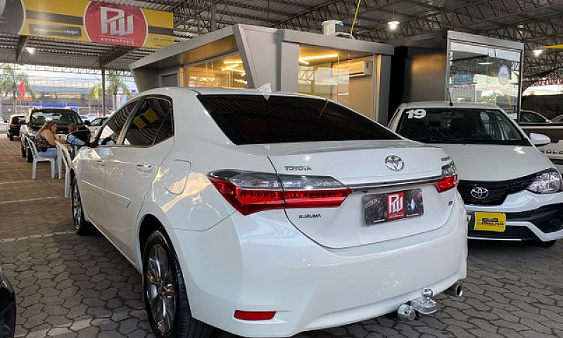 Toyota Corolla Xei 2...