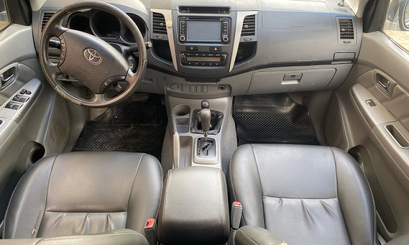 Hilux Cd 4X4 Srv...