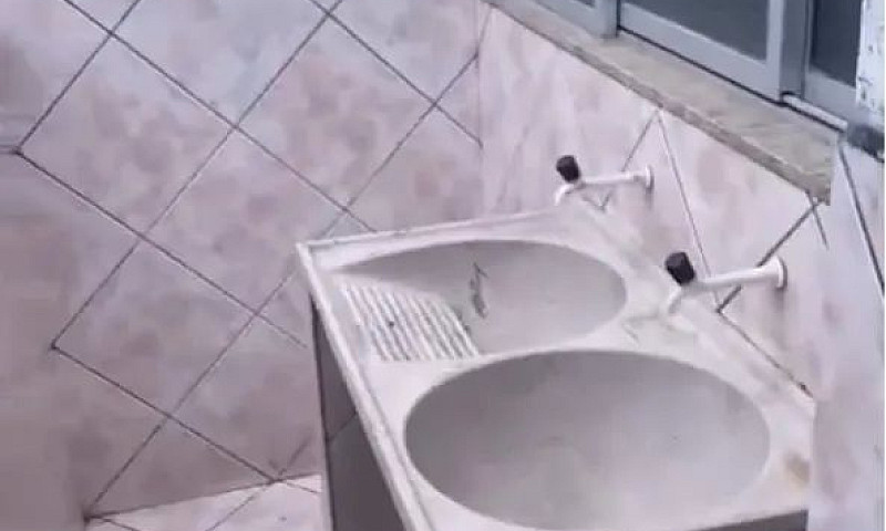 Alugo Apartamento De...